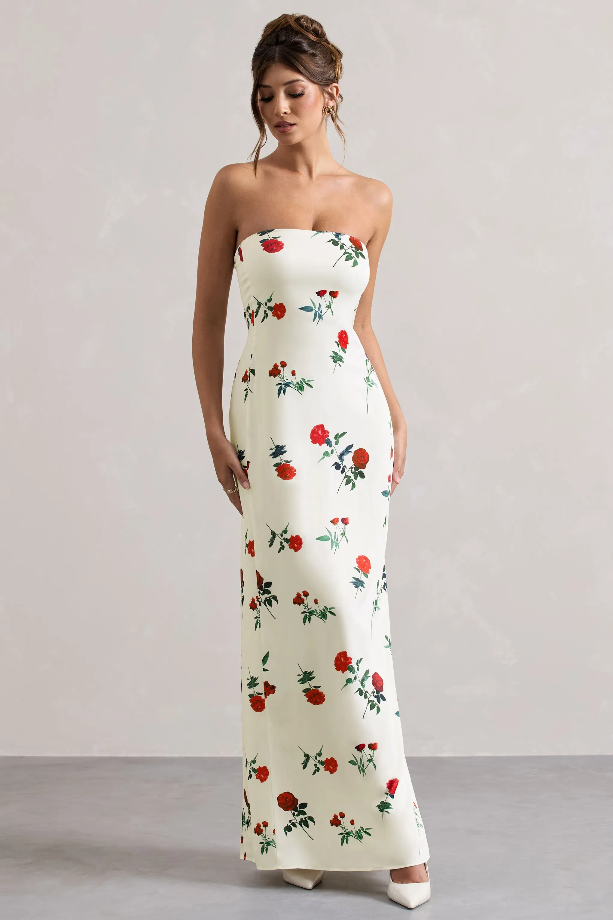 Azra | Robe longue  en satin à imprimé floral et décolleté bandeau