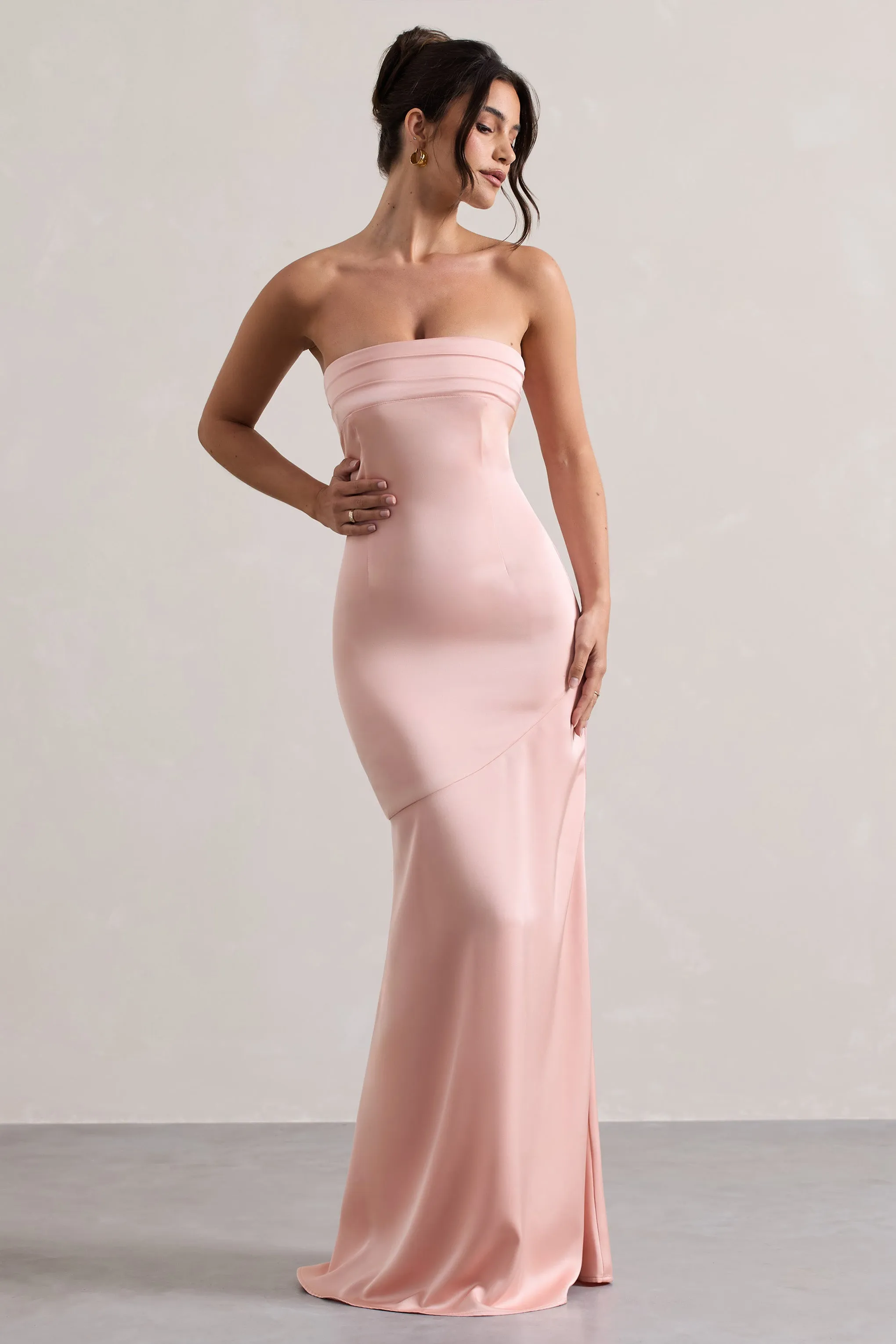 Colada | Robe longue en satin rose poudré décolleté bandeau