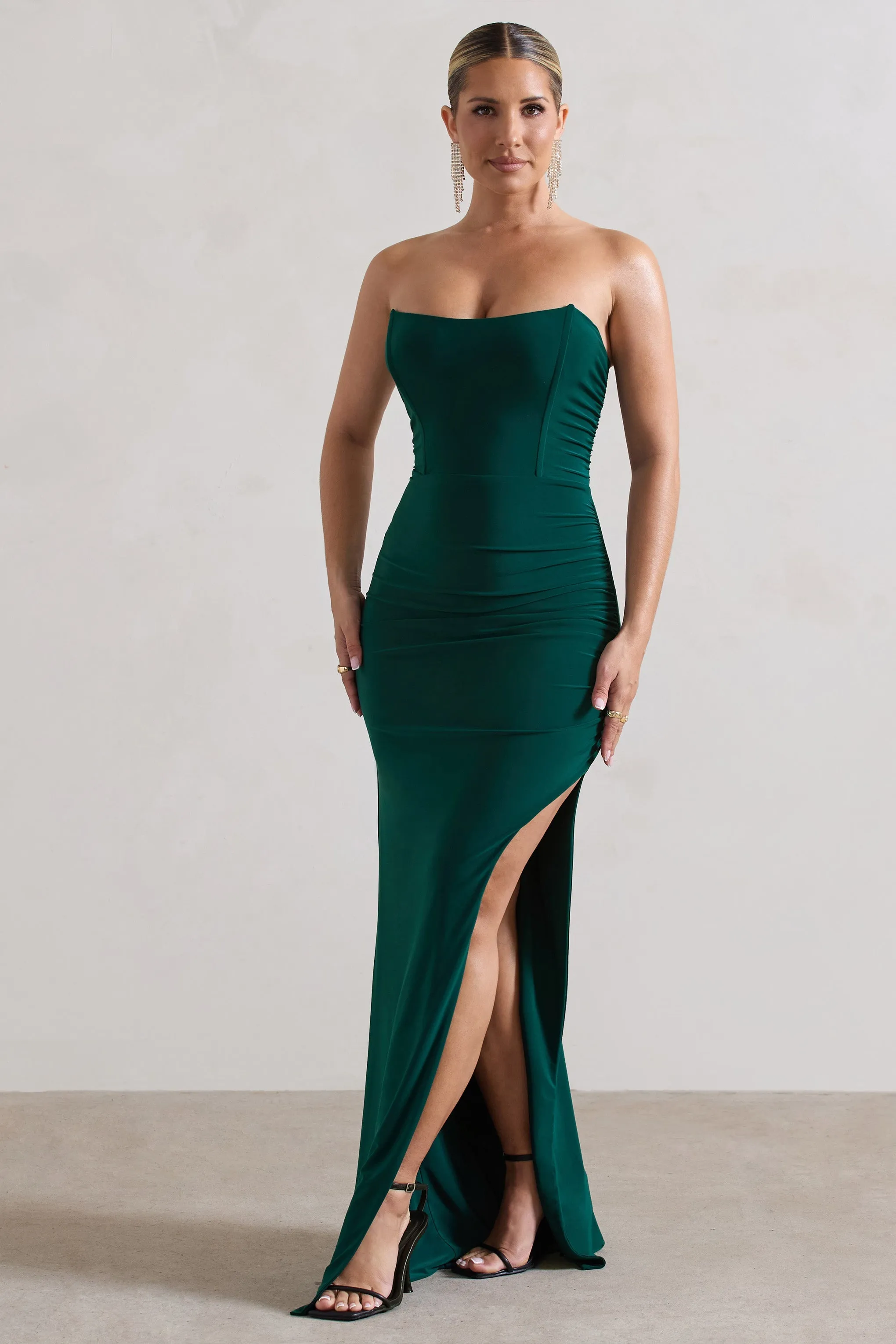 Eletta | Robe longue froncée vert bouteille à bandeau asymétrique