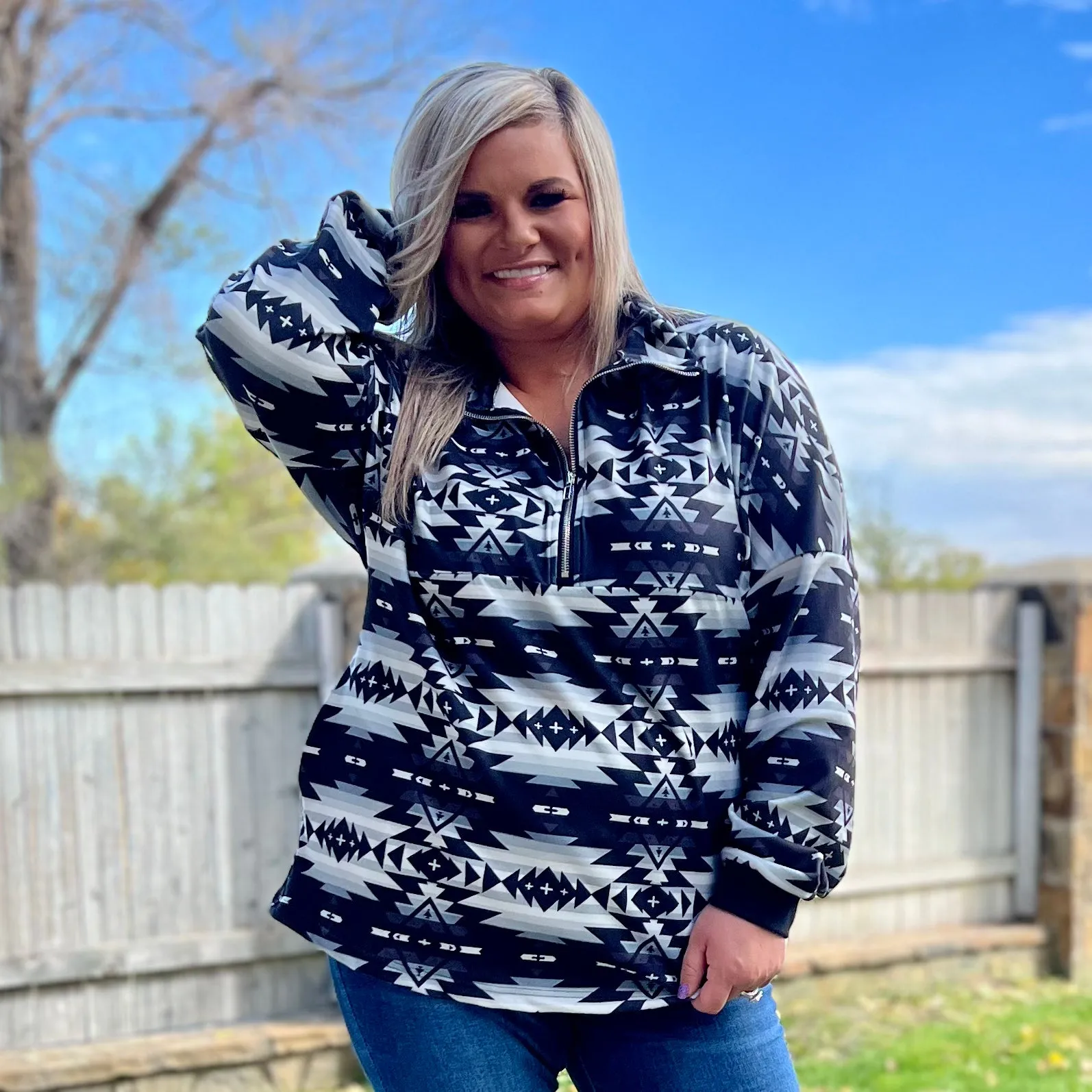 Howl At The Moon Pullover*